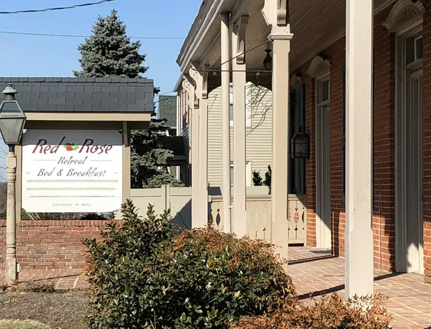 Red Rose Bed & Breakfast hotel detail image 2