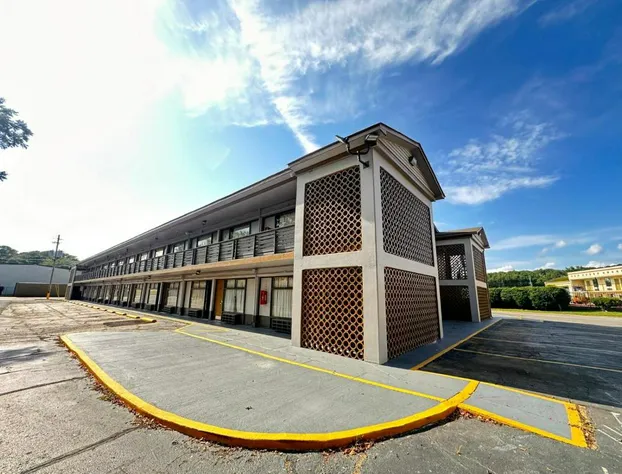 Budget Inn hotel detail image 1