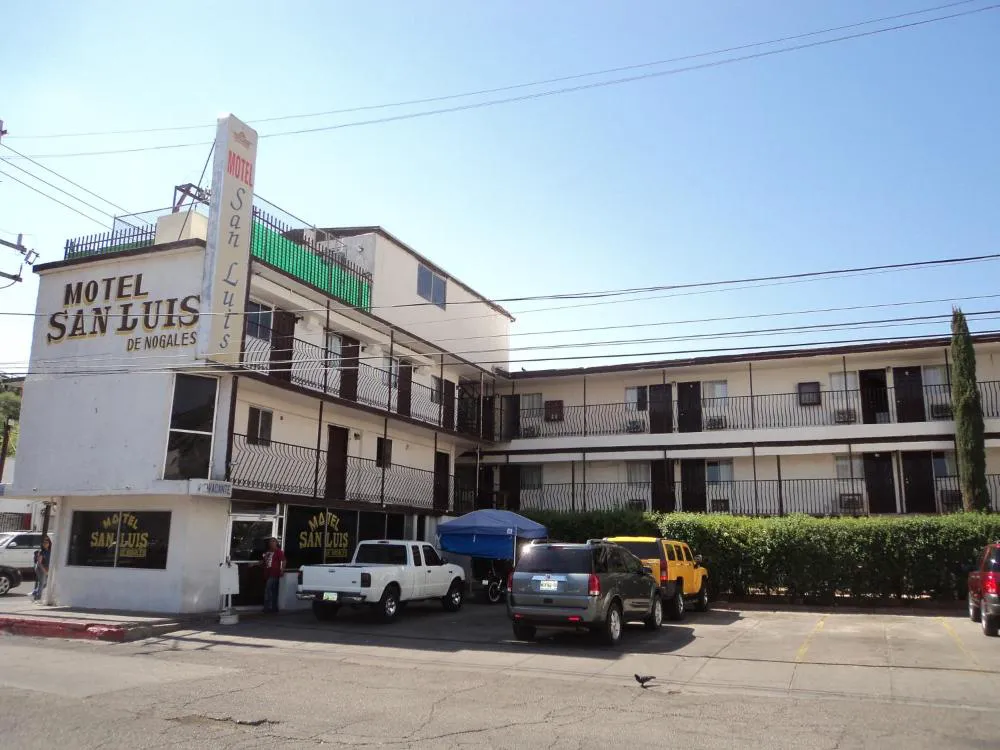 Hotel San Luis de Nogales hotel hero