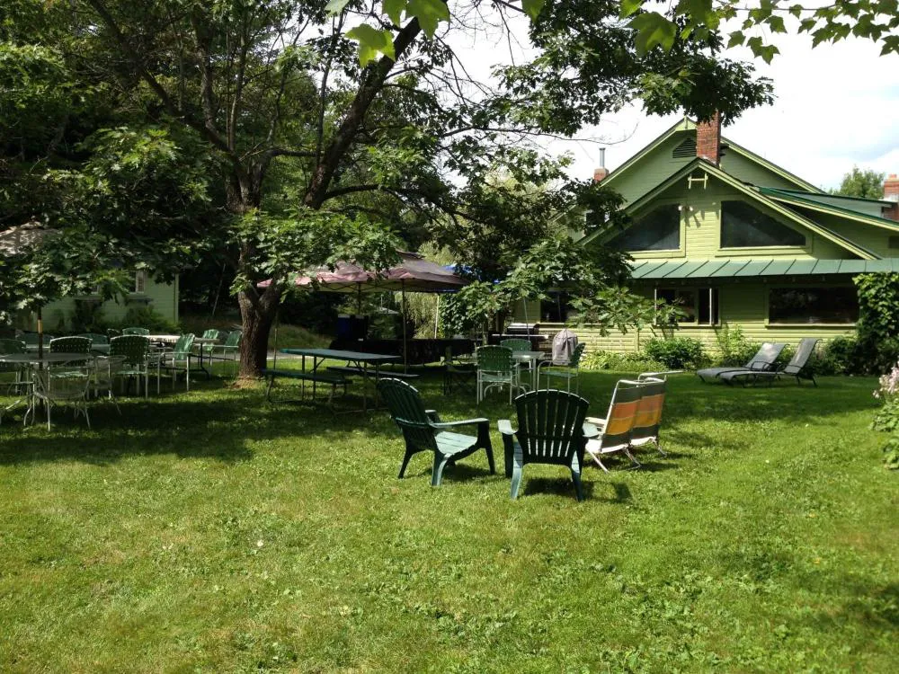 The Woods Lodge hotel hero