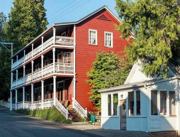 The Dutch Flat Hotel hotel detail image 3