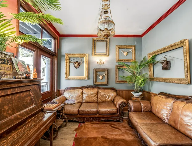 The Dutch Flat Hotel hotel detail image 4