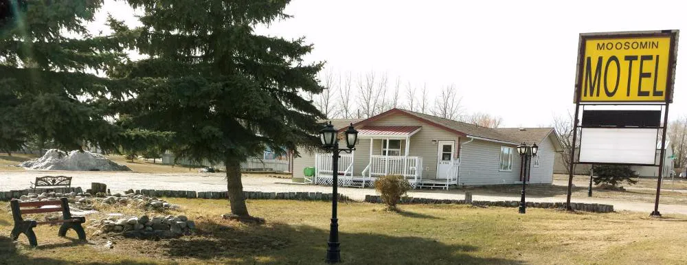 Moosomin Motel hotel hero