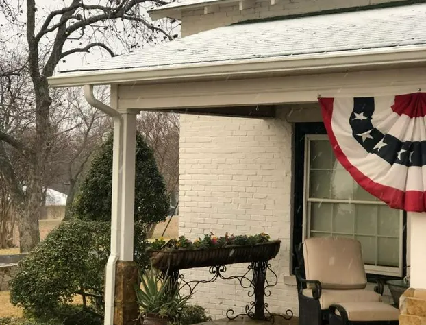 The Old Liberty Schoolhouse B&B hotel detail image 3