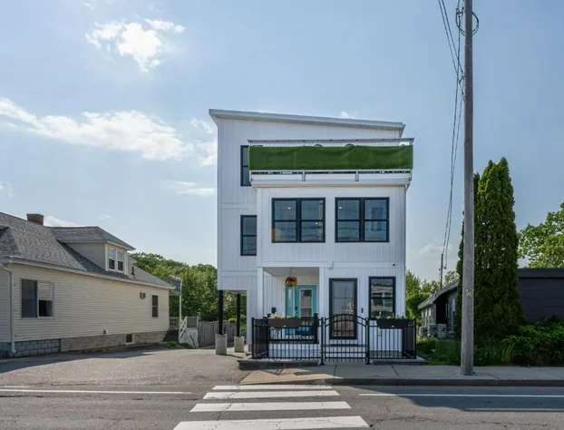 Echo Motel & Oceanfront Properties hotel detail image 2