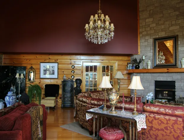 Jewel on the Hill Bed & Breakfast hotel detail image 1