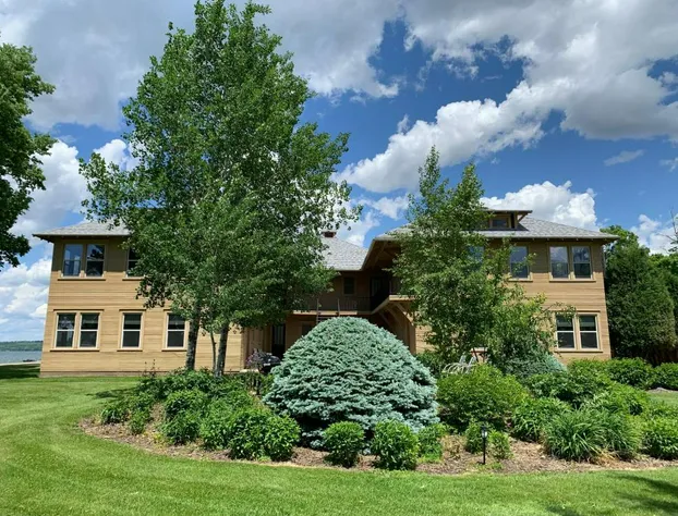 Peters Sunset Beach Resort hotel detail image 4