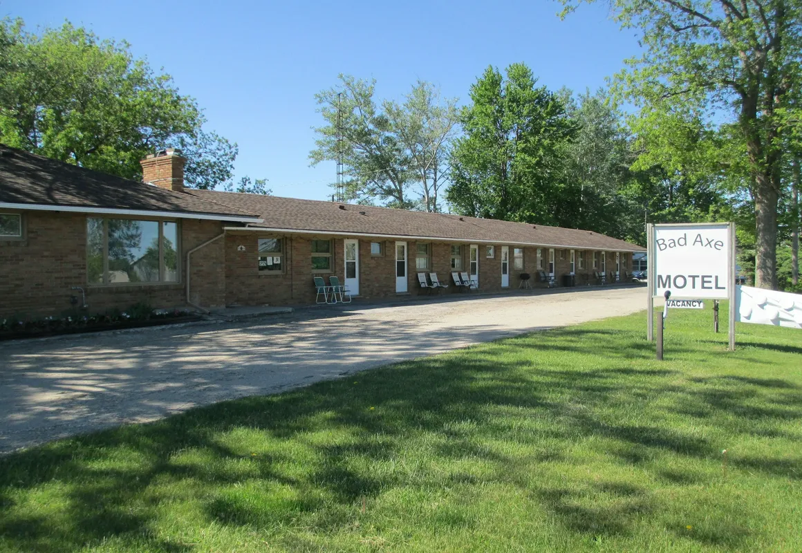 Bad Axe Motel hotel hero