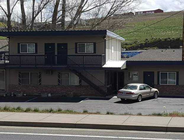 Tall Winds Motel hotel detail image 1