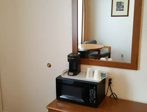 Tall Winds Motel hotel detail image 3