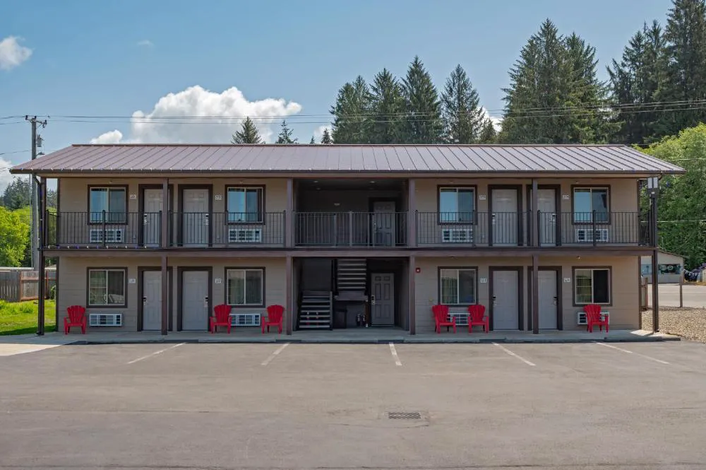 Town Motel hotel hero