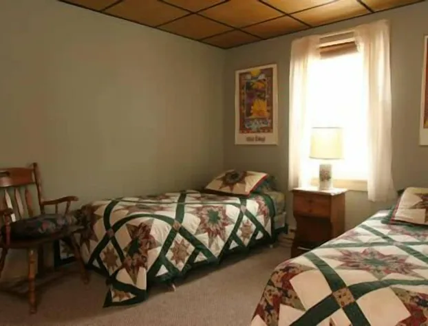 Crestmont Inn hotel detail image 3