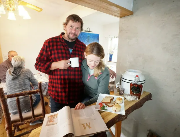 White On Wood hotel detail image 4