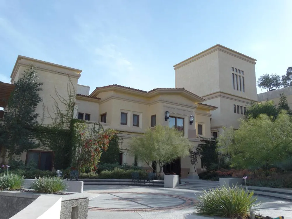 Santuario Diegueño hotel hero