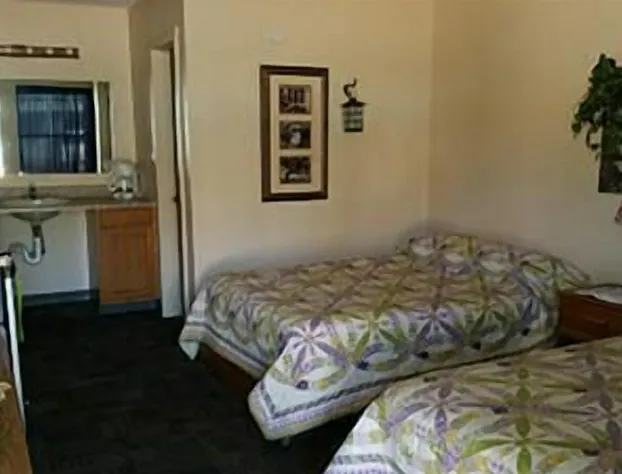 Taneycomo Lakefront Resort hotel detail image 3