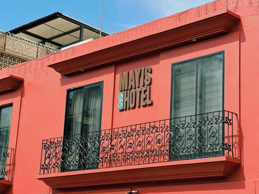 Hotel Mayis hotel hero