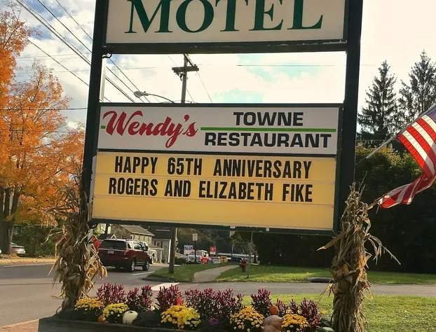 Oak Mar Motel hotel detail image 1