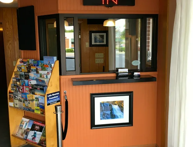 Oak Mar Motel hotel detail image 3