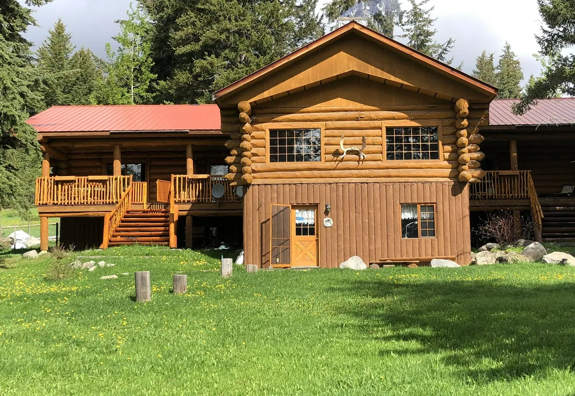 Beaver Guestranch hotel hero