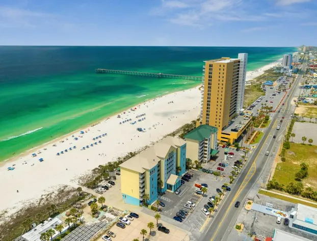 Holiday Terrace Beachfront Hotel, a By The Sea Resort hotel detail image 4