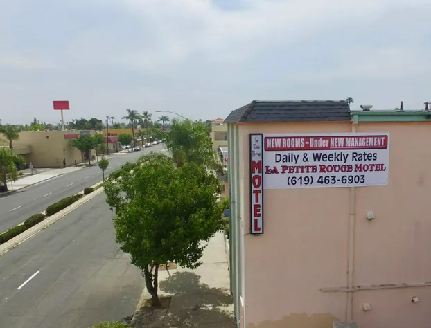 La PETITE ROUGE MOTEL hotel detail image 3