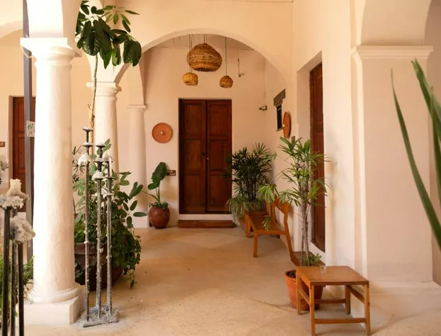 Sereno Hotel hotel detail image 1