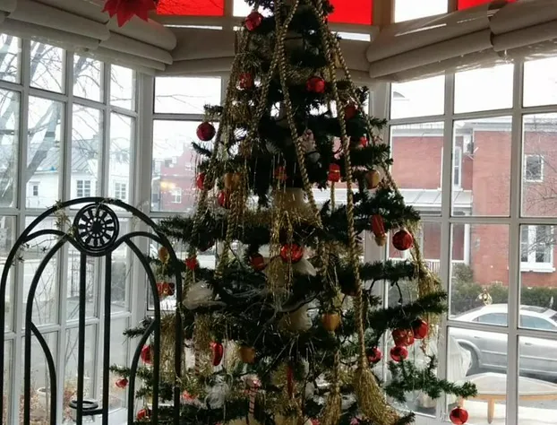 Le 100 St-Laurent hotel detail image 2