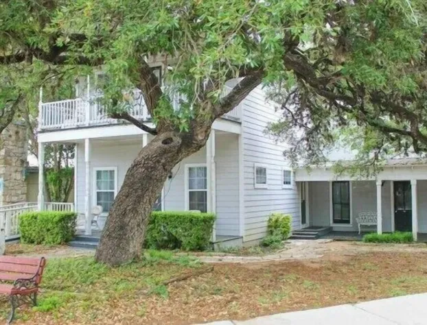 The Salado Inn Kolb Suite hotel detail image 3