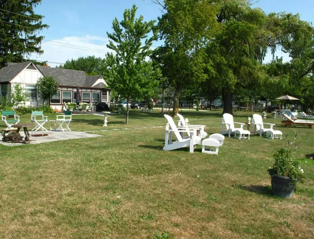 Omstead's On Erie hotel detail image 2