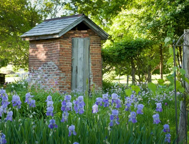Gothic Eves Inn and Spa Bed and Breakfast hotel detail image 1