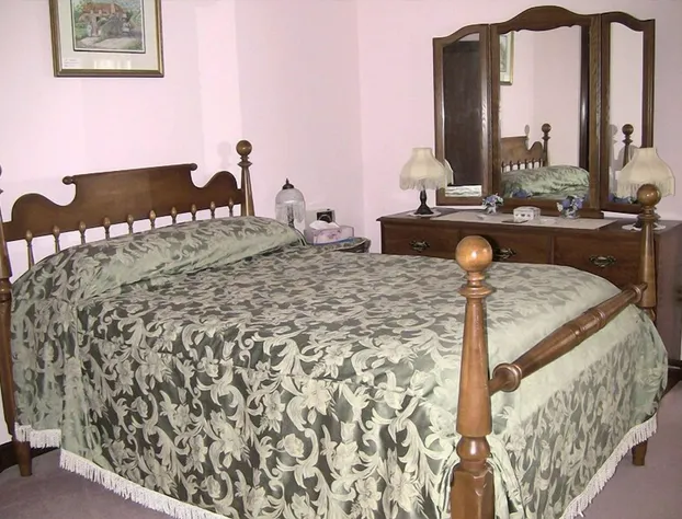 A Valley View Bed & Breakfast hotel detail image 1