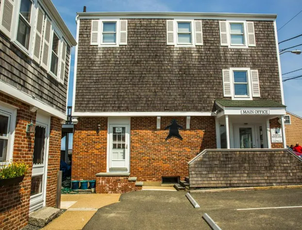 Bearskin Neck Motor Lodge hotel detail image 2