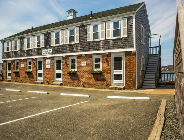 Bearskin Neck Motor Lodge hotel detail image 3