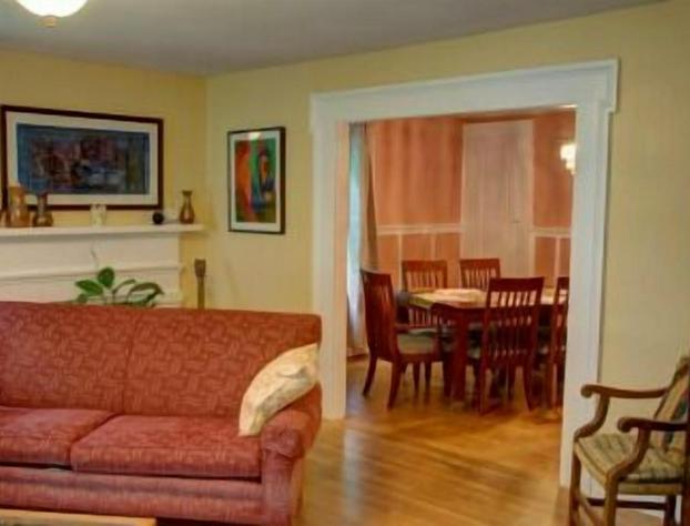 The Blackberry Inn Bed & Breakfast hotel detail image 1