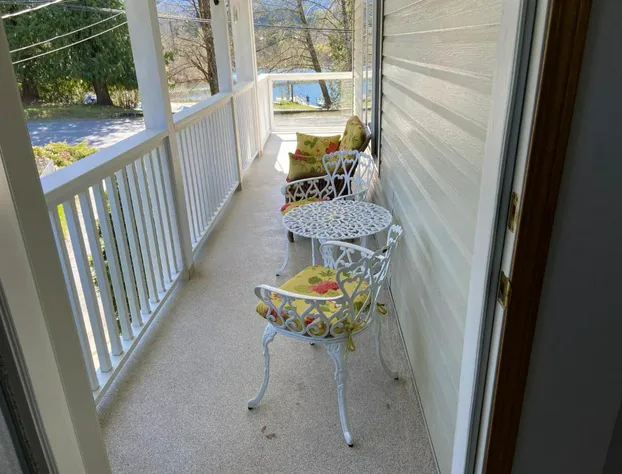 Crown House Bed & Breakfast hotel detail image 2