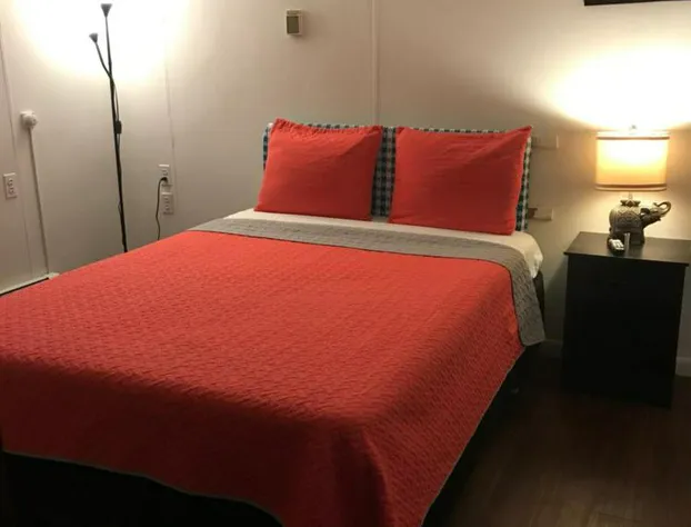 Golden Arrow Motel hotel detail image 4