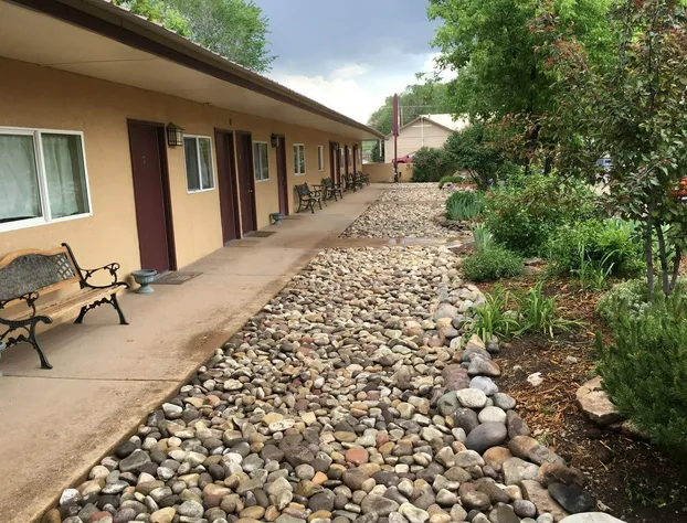 Norwood Inn hotel detail image 3