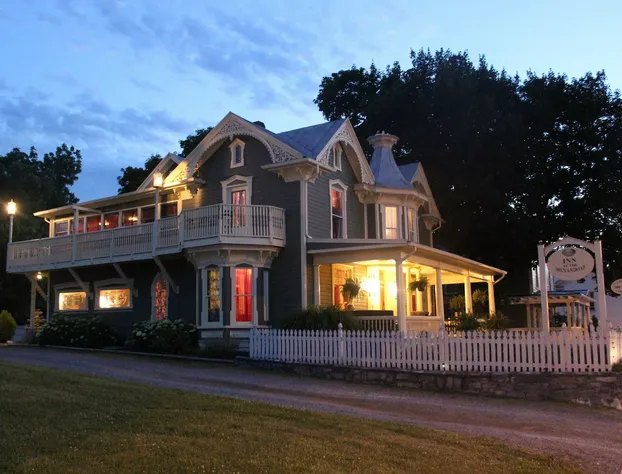 Inn of the Shenandoah hotel detail image 1