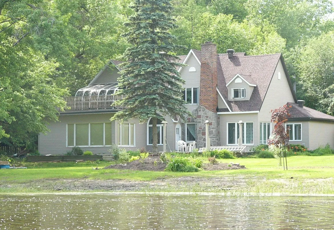 Aux Berges de l'Ile Garth hotel hero