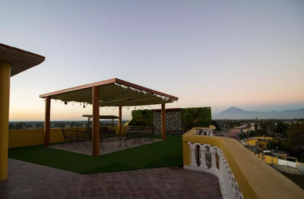 Hotel Cacaxtla hotel hero