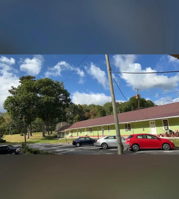 Lemon Inn hotel hero