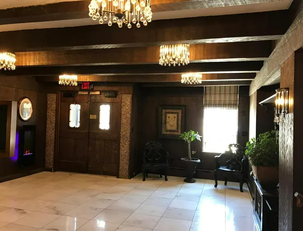 The Sherman Inn hotel detail image 1