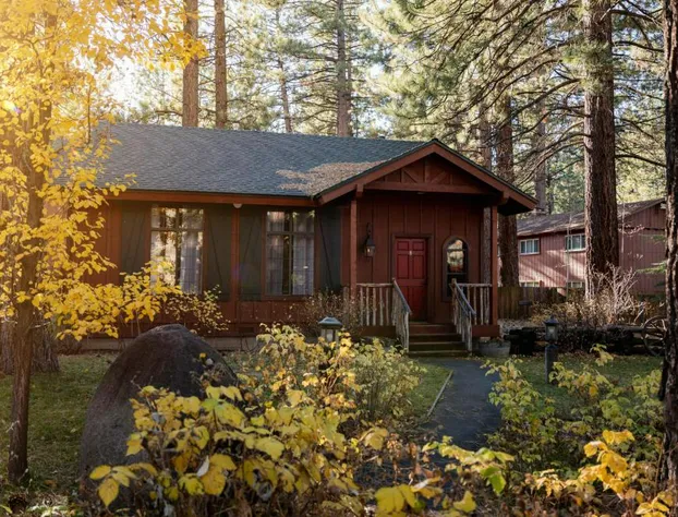 Black Bear Lodge hotel detail image 1