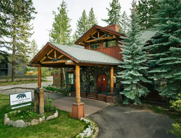 Black Bear Lodge hotel detail image 3