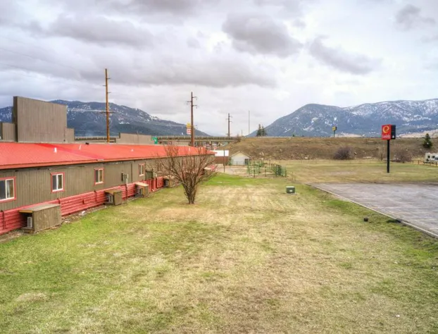 Livingston Inn - Historic hotel detail image 1