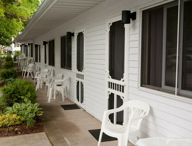 Cedar Court Inn hotel detail image 1