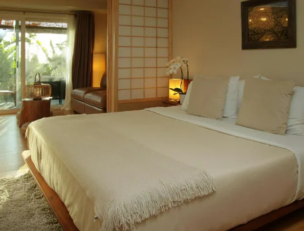 Inn at Moonlight Beach hotel detail image 3