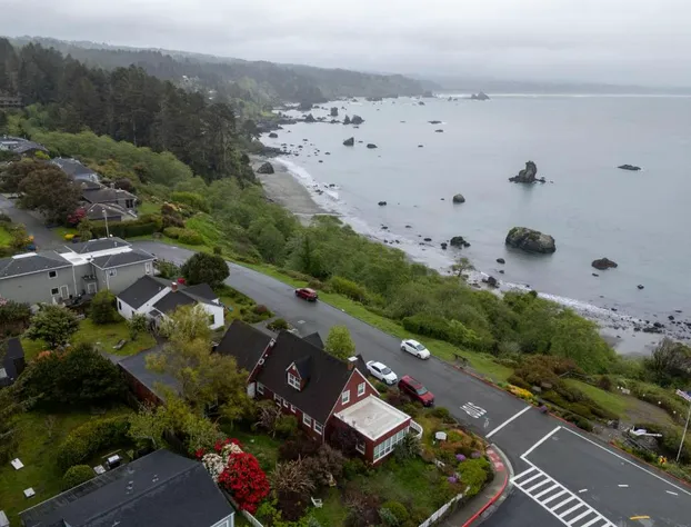 The Lookout at Trinidad Bay hotel detail image 3