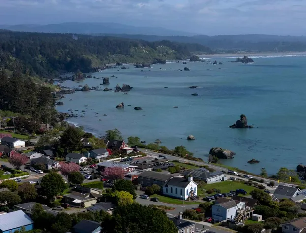 The Lookout at Trinidad Bay hotel detail image 4