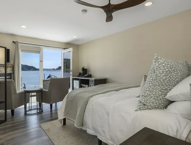 Waterfront Inn hotel detail image 4